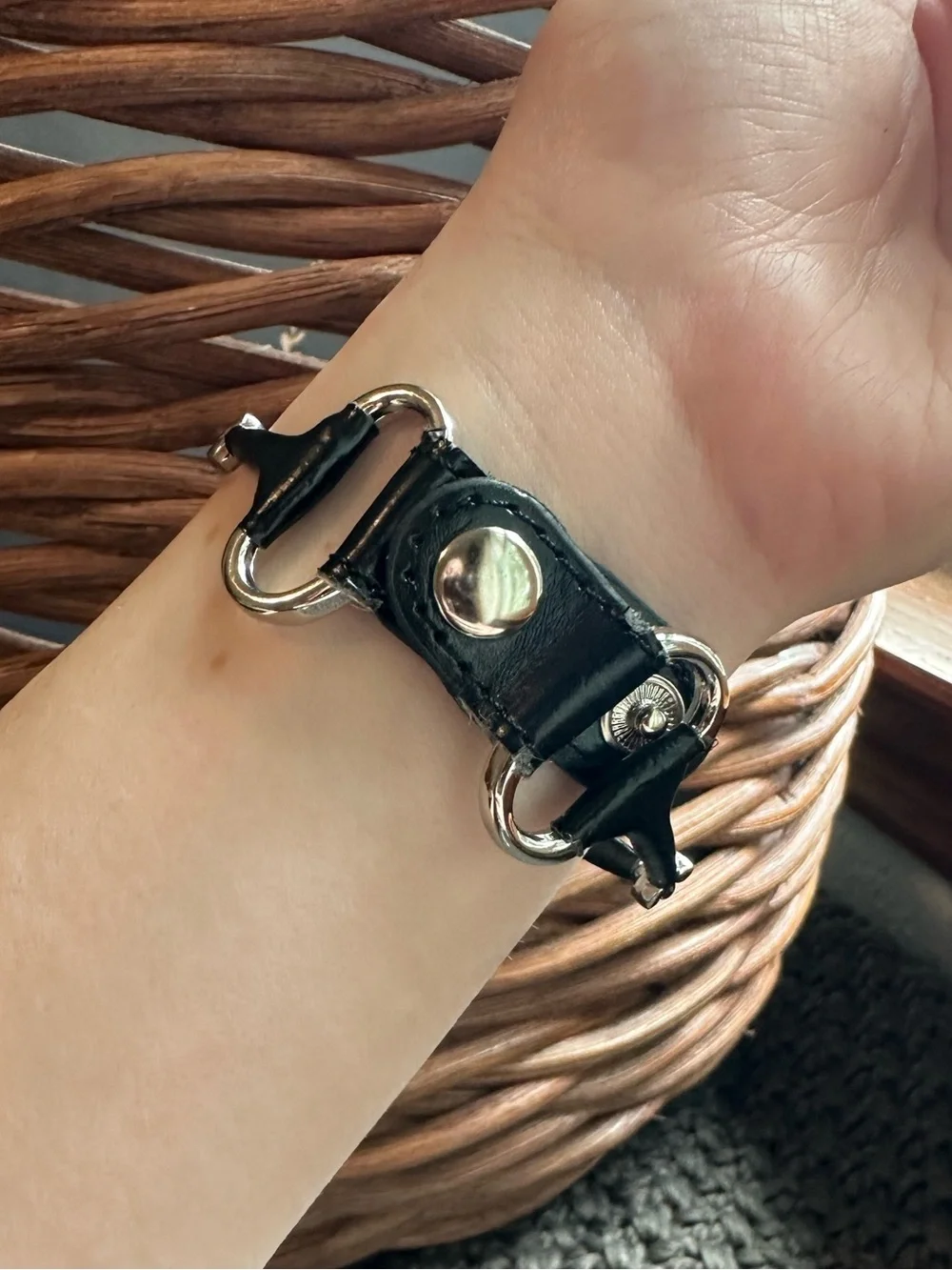 Y2K Geneva Silver Watch with Black Dial and Link Accents
